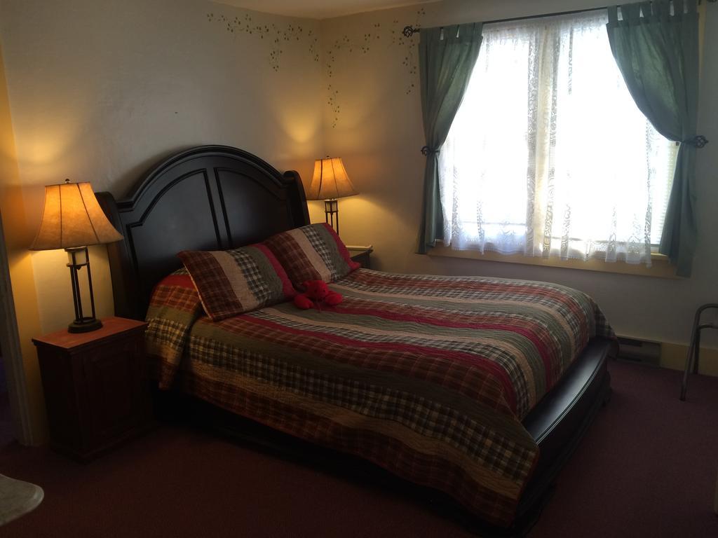 Wilderness Inn Bed And Breakfast ノース・ウッドストック エクステリア 写真